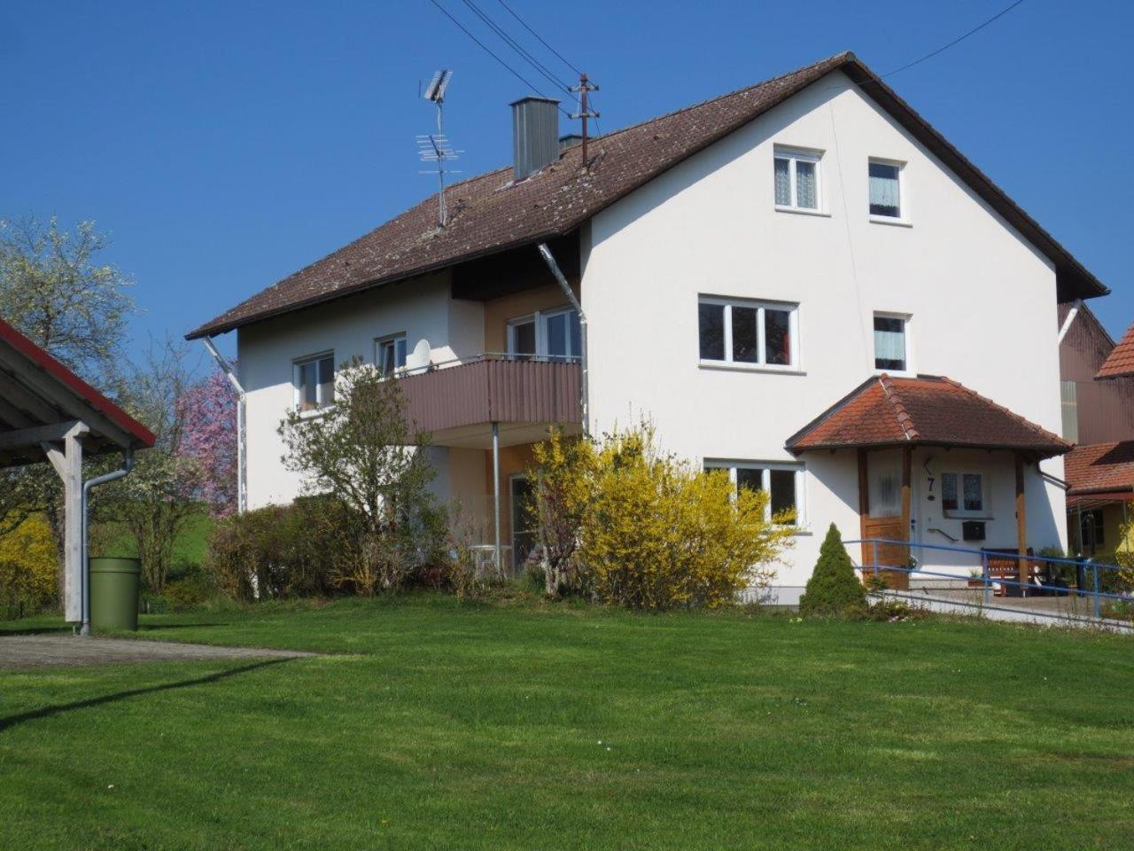 فيلا Tengenفي Gastehaus Erika المظهر الخارجي الصورة